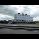 Ein Hotel in Schiffsform
